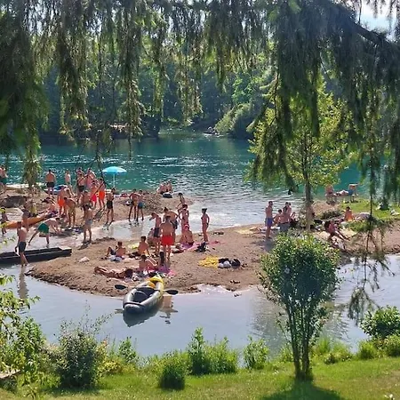 Jedinstven I Nezaboravan Odmor Na Privatnom Otoku Min 2, Max 4 Osobe Plus 2 Djece * Bihać