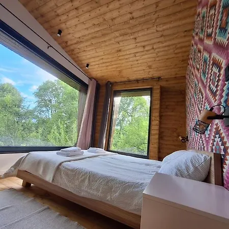 Jedinstven I Nezaboravan Odmor Na Privatnom Otoku Min 2, Max 4 Osobe Plus 2 Djece Ferienhaus Bihać