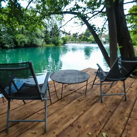 Jedinstven I Nezaboravan Odmor Na Privatnom Otoku Min 2, Max 4 Osobe Plus 2 Djece Ferienhaus Bihać